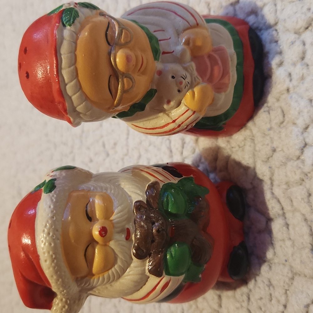 Vintage, Christmas, Holiday, Santa and Mrs. Claus Salt and Pepper Shakers